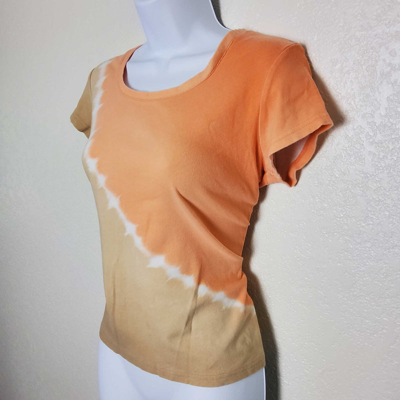 Faded Glory Peach and Beige Tee, Women's Medium - Trinity Thrift