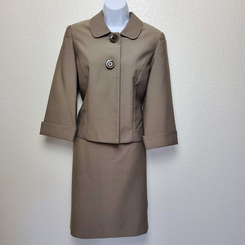 Giorgio Sant Angelo Dark Beige 2-Piece Suit (Blazer & Skirt), Women's Petite Size 10 - Trinity Thrift