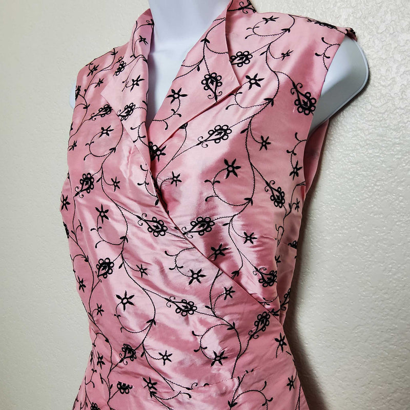 Harold's Pink Floral Embroidered Wrap Tank Top - Trinity Thrift