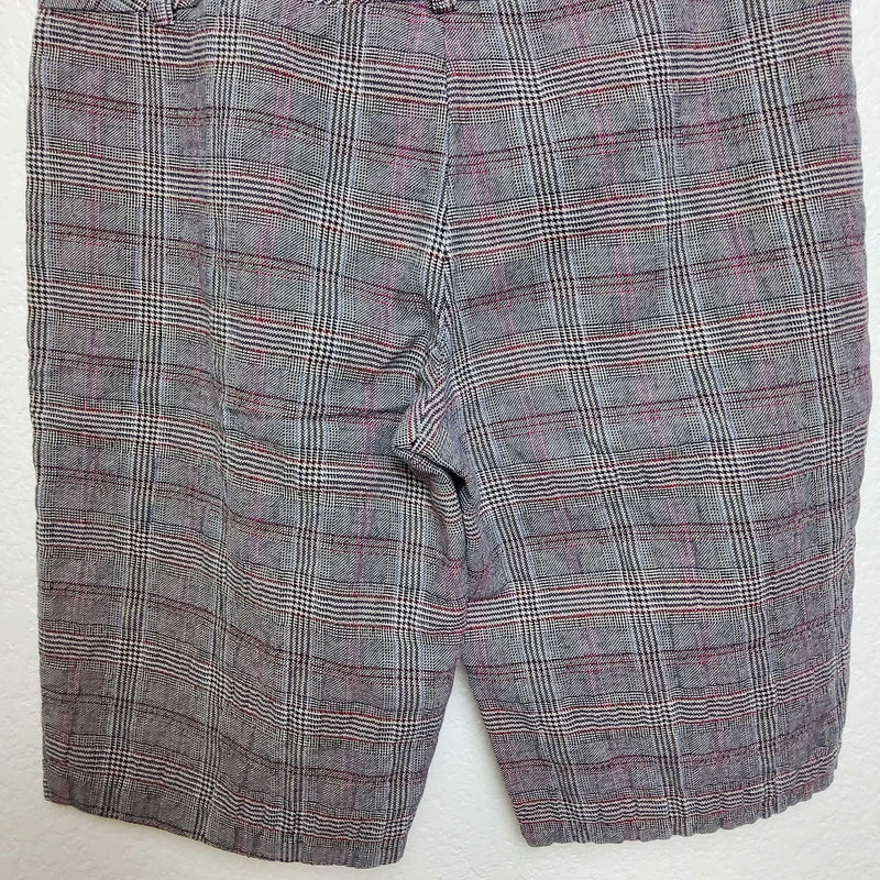 No Boundaries Grey Plaid Bermuda Shorts, Junior Girls Size 3 - Trinity Thrift