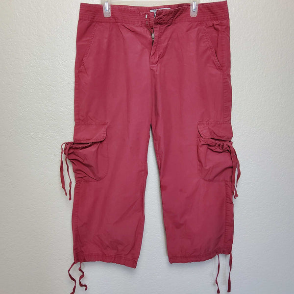 Old Navy Maroon Cargo Pants, Women's Size 14 - Trinity Thrift