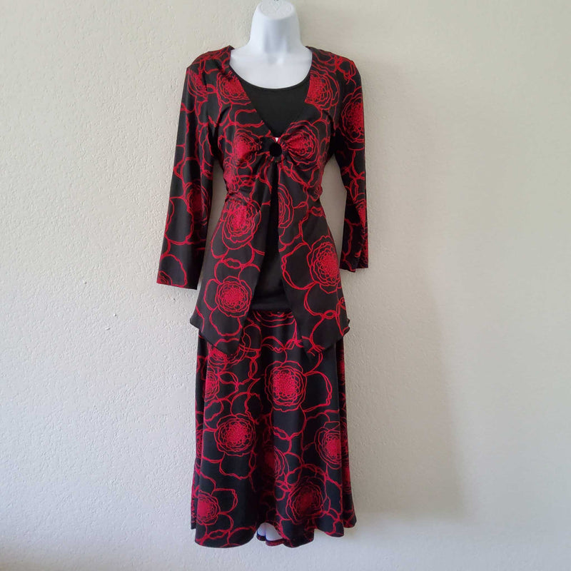 Sag Harbor Red and Black Floral Print 2-Piece Skirt Set, Women's Medium - Trinity Thrift