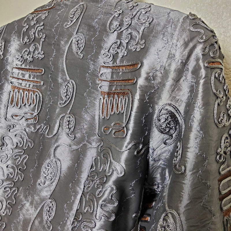 Shanghai Soho Silver Embroidered Kimono Jacket, Women's Small - Trinity Thrift