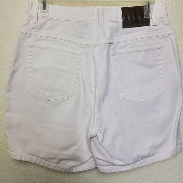 St. John's Bay White Shorts, Women's Petite Size 8 - Trinity Thrift