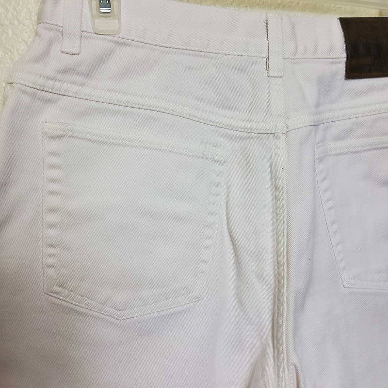 St. John's Bay White Shorts, Women's Petite Size 8 - Trinity Thrift