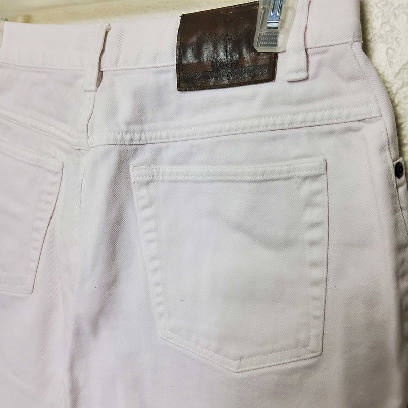 St. John's Bay White Shorts, Women's Petite Size 8 - Trinity Thrift