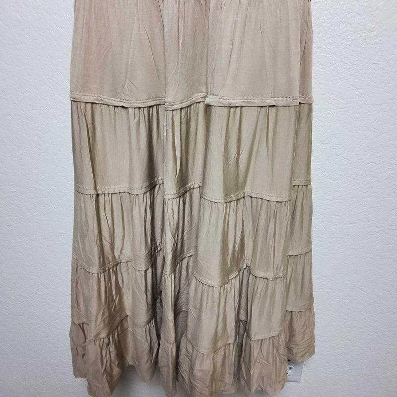 Style & Co. Beige Pleated Skirt, Women's Medium - Trinity Thrift