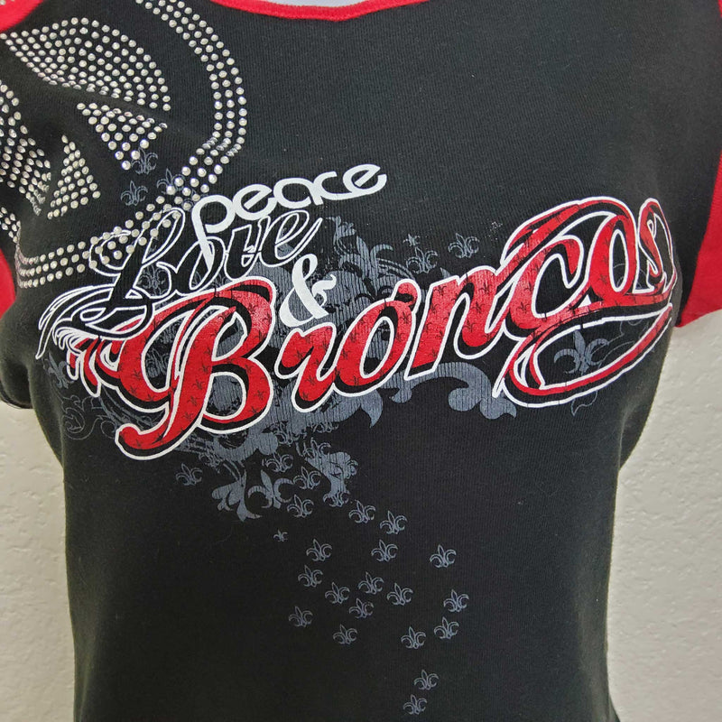 Vintage District Threads Black and Red 'Peace Love & Broncos' Tee, Women's Extra Large - Trinity Thrift