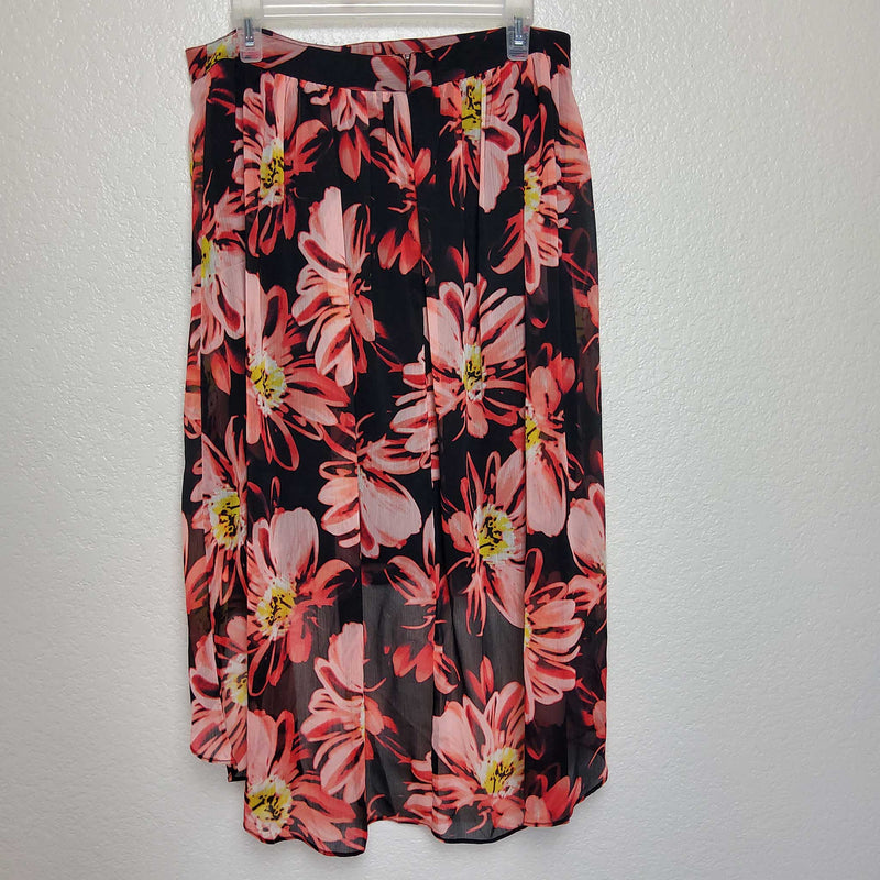 Worthington Black and Pink Floral Print Skirt with Black Lining, Women's Size 10 - Trinity Thrift