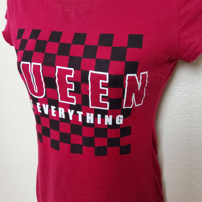 Wound Up Pink Queen of Everything Tee, Women's Extra Small - Trinity Thrift